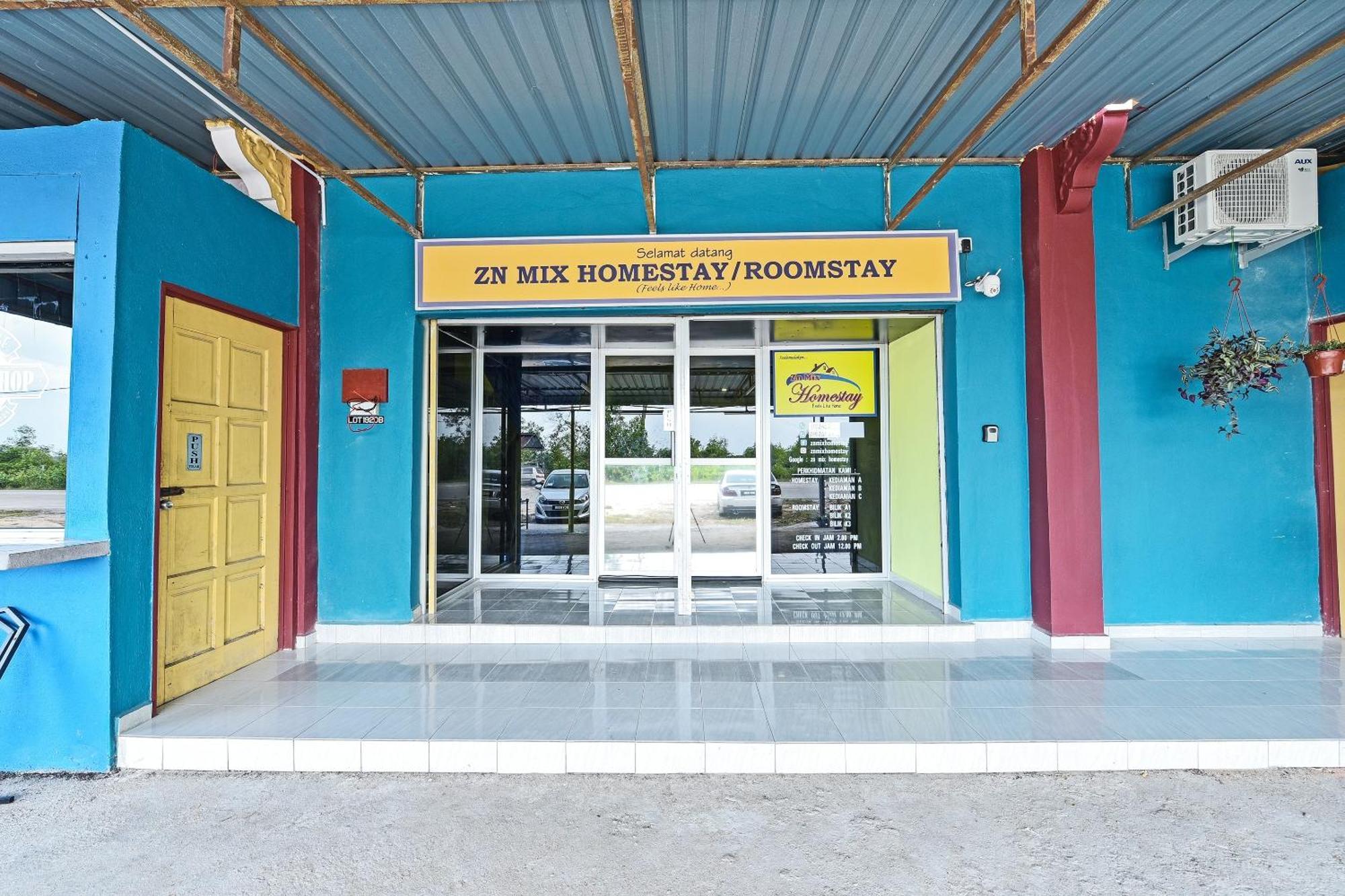 Oyo 90551 Zn Mix Homestay & Roomstay Kampung Raja Kültér fotó
