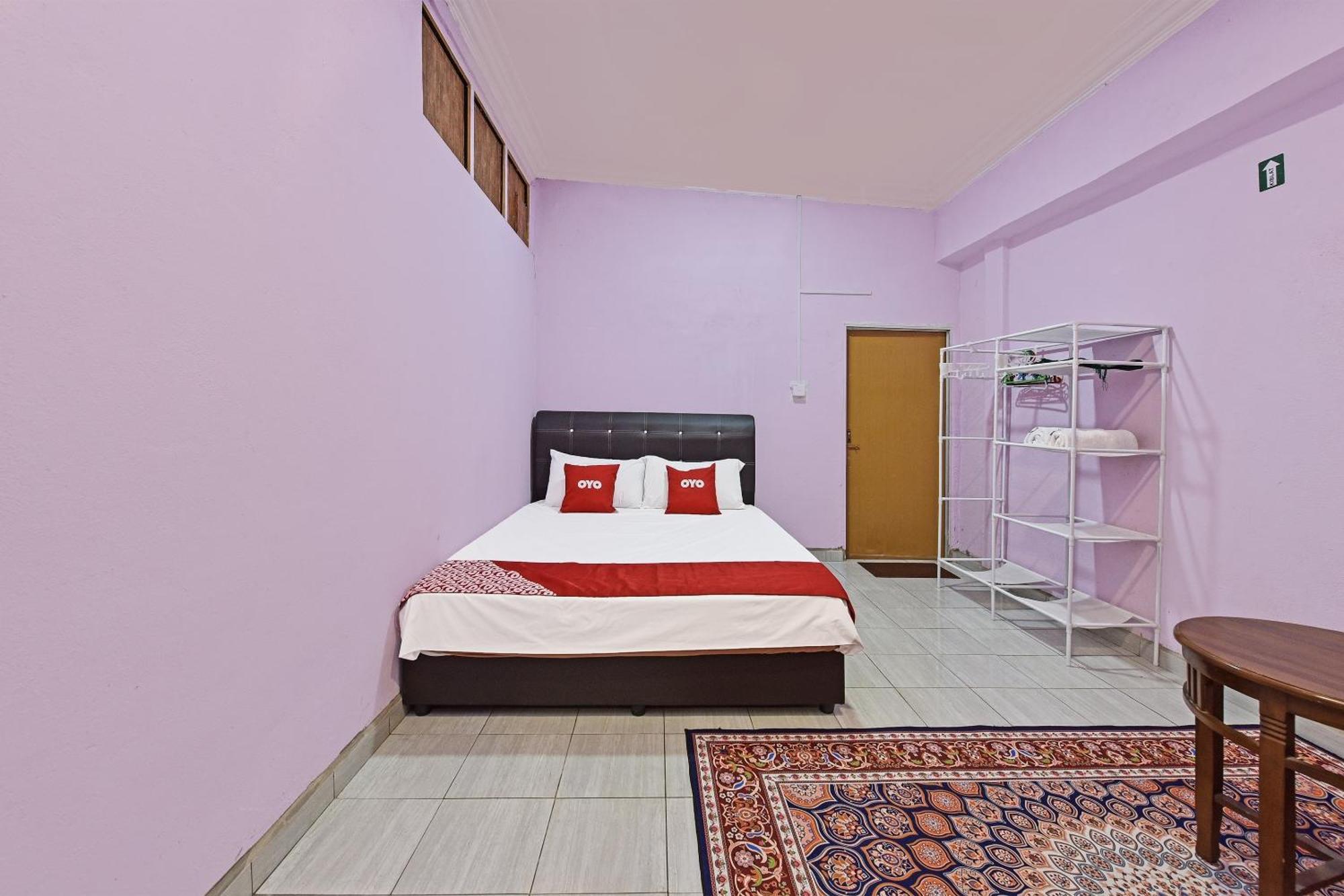 Oyo 90551 Zn Mix Homestay & Roomstay Kampung Raja Kültér fotó